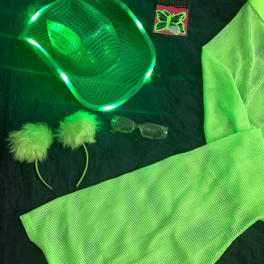 Full neon green rave outfit 6 items 💚